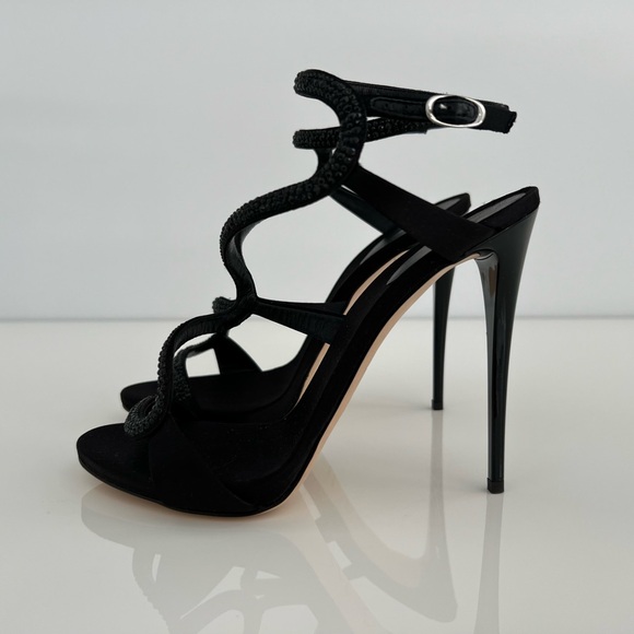 GIUSEPPE ZANOTTI BLACK SATIN CRYSTAL STUNNING SANDALS SIZE IT 37.5 / US 7.5 NEW! - Picture 8 of 17